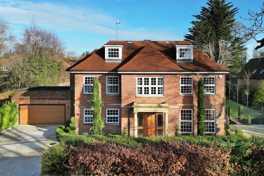 Property photo 1 of 29 Picture No. 04