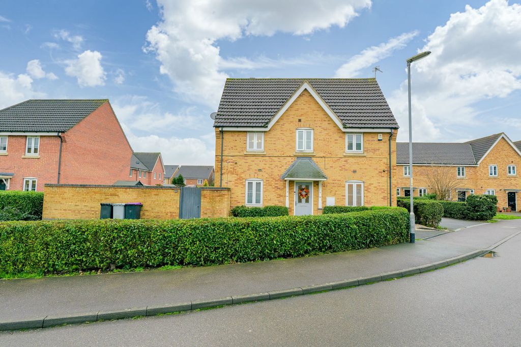 Property photo 1 of 21