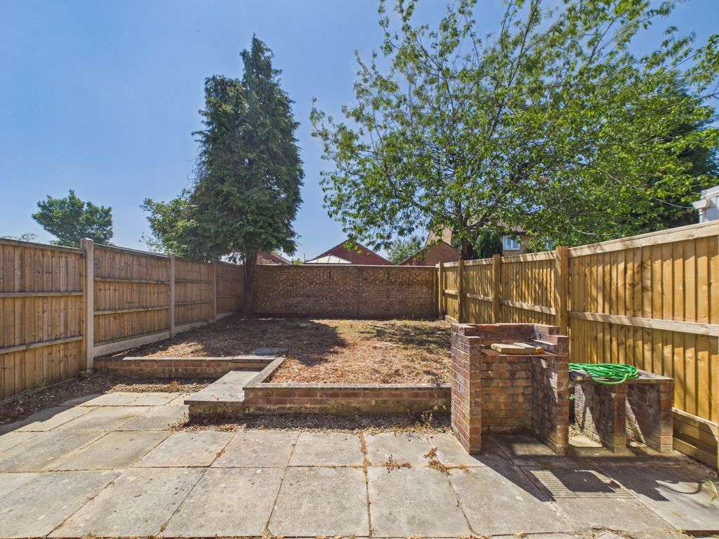 Property photo 2 of 16 Cam02023G0-Pr0242-Still006