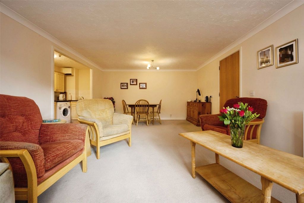 Property photo 3 of 15 Picture No. 38