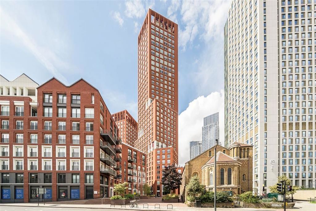 Property photo 2 of 8