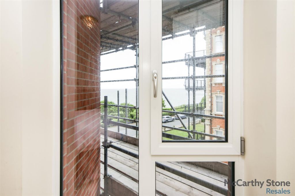 Additional image 23 of 2 bed flat for salePavilion Court, Hamilton Gardens, Felixstowe IP11