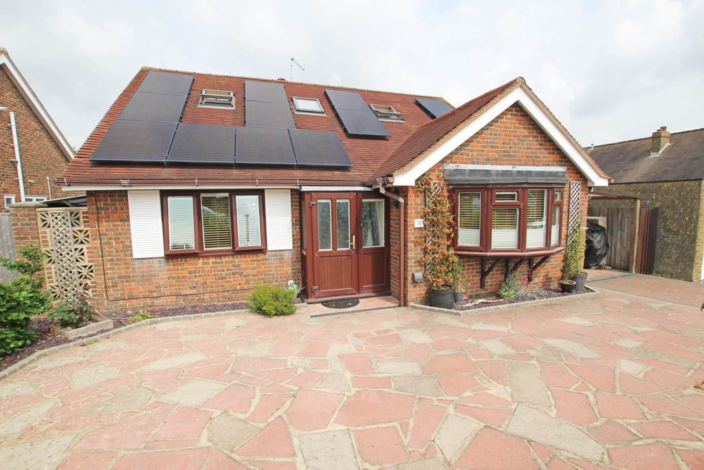 Property photo 1 of 27