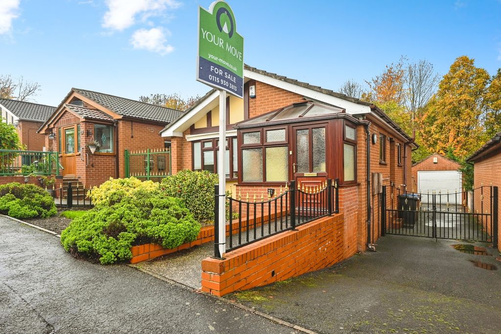 Property photo 1 of 11 Front