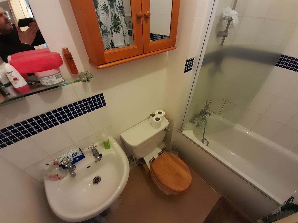 Property photo 3 of 5