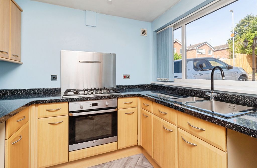 Property photo 2 of 15