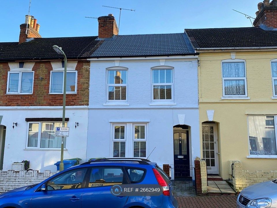 Property photo 2 of 12