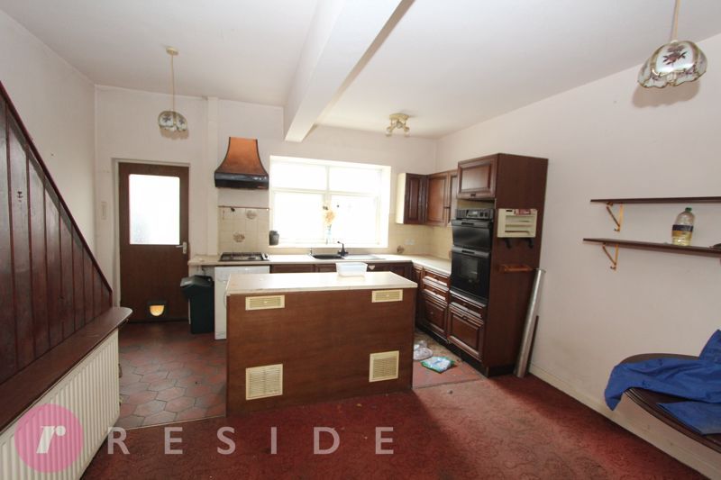 Property photo 3 of 8 Dining Kitchen