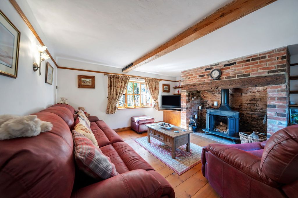 Property photo 3 of 47