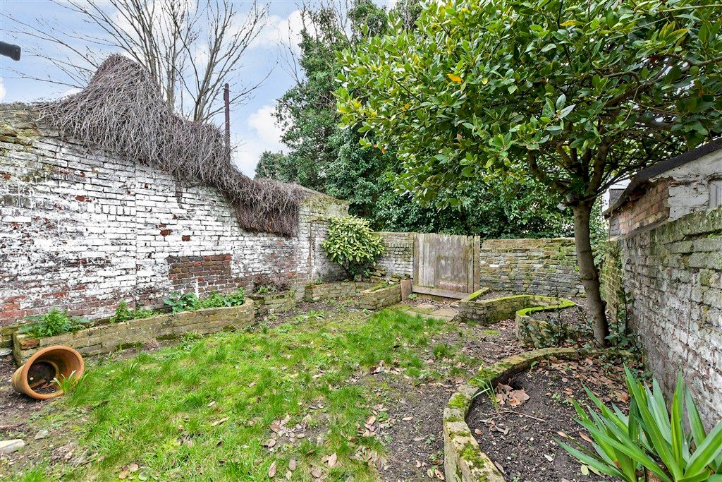 Property photo 2 of 16 Rear Garden