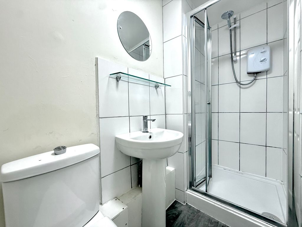 Property photo 3 of 3