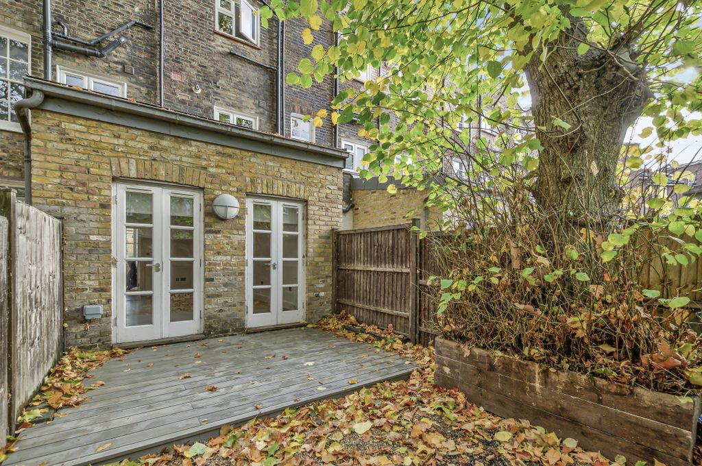 Property photo 1 of 9 Private Rear Garden