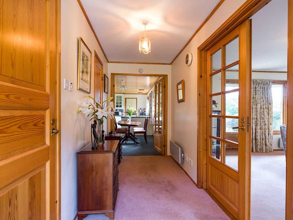 Property photo 2 of 12 Entranceway