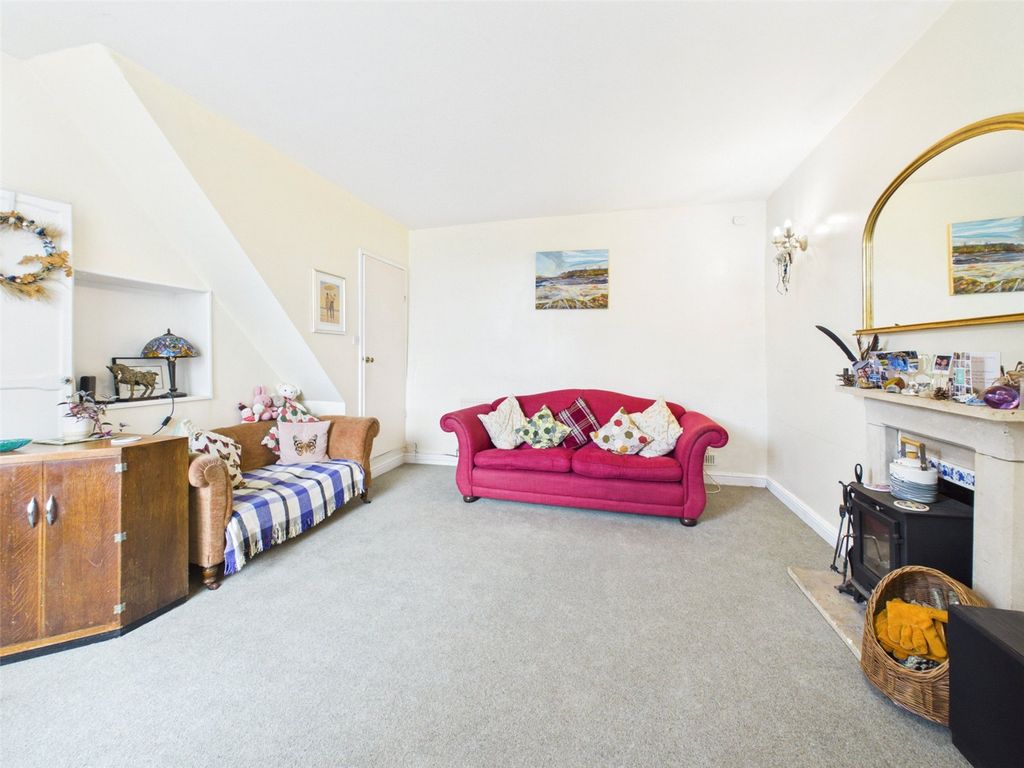 Property photo 2 of 14 Picture No. 04