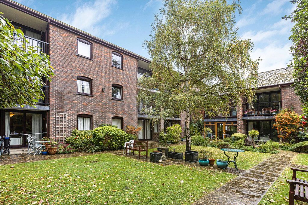 Property photo 1 of 6 Picture No. 14