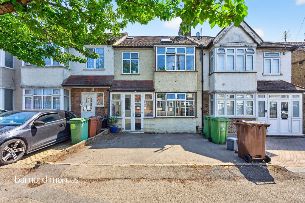 Property photo 1 of 17
