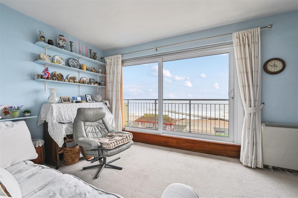 Property photo 3 of 16 17-Belgrave-Court (15).Jpg