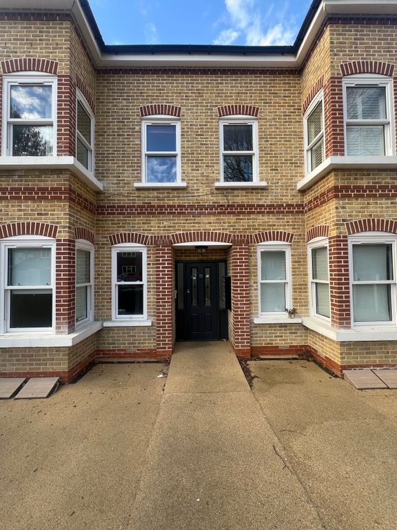 Property photo 1 of 11