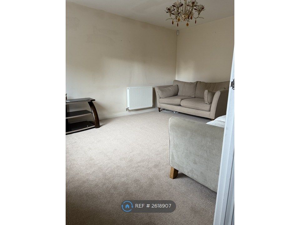 Property photo 3 of 23