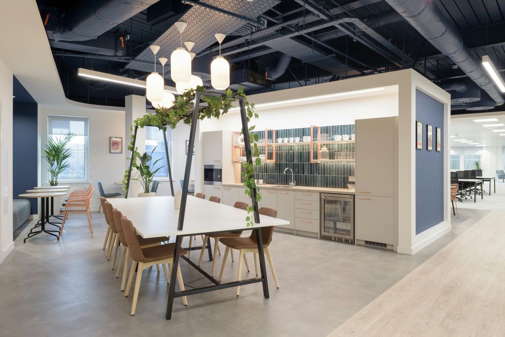 Property photo 2 of 19 Dsc_4177Petersavage.Jpg