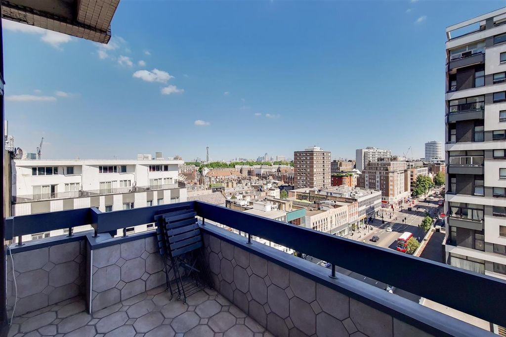 Property photo 3 of 14 Photo 2