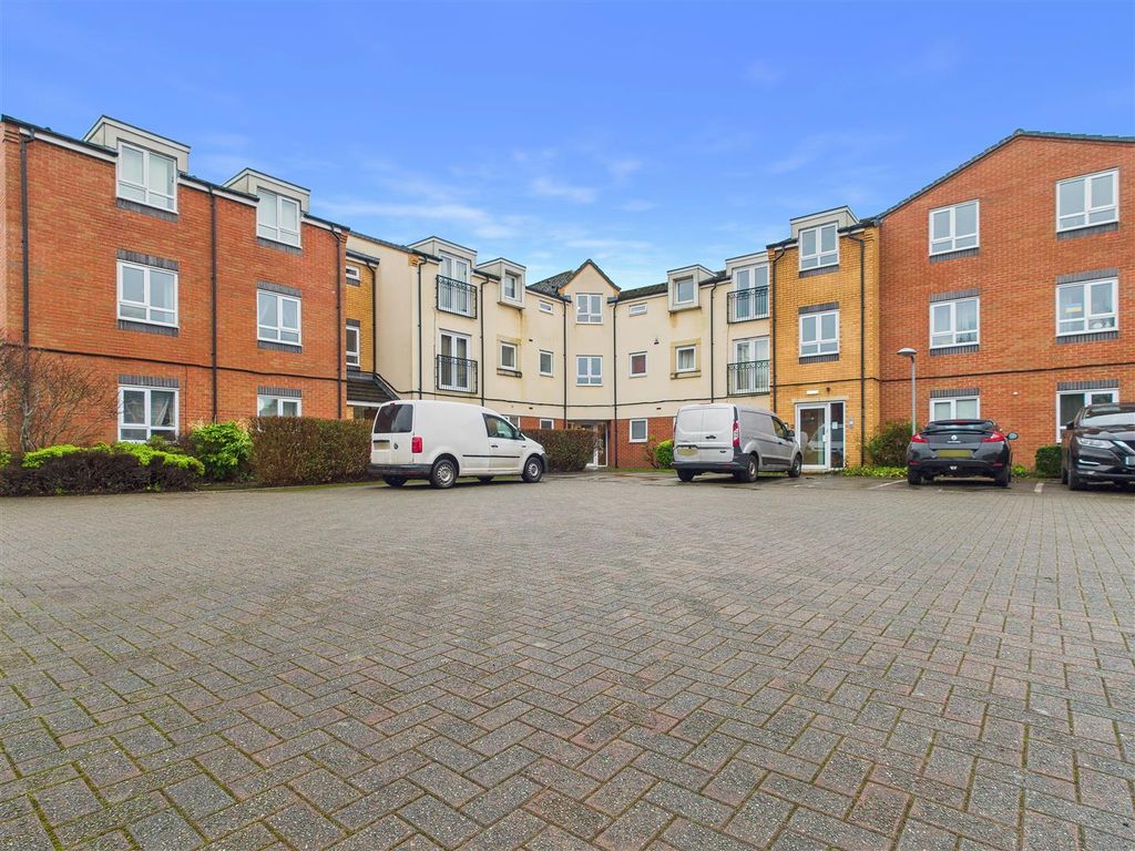 Property photo 1 of 10 Cam01407G0-Pr0069-Still009.Jpg