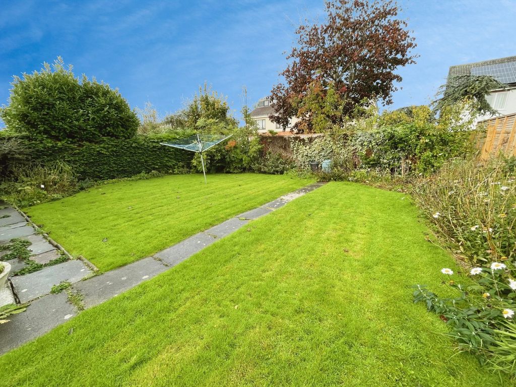 Property photo 2 of 15 Picture No. 03