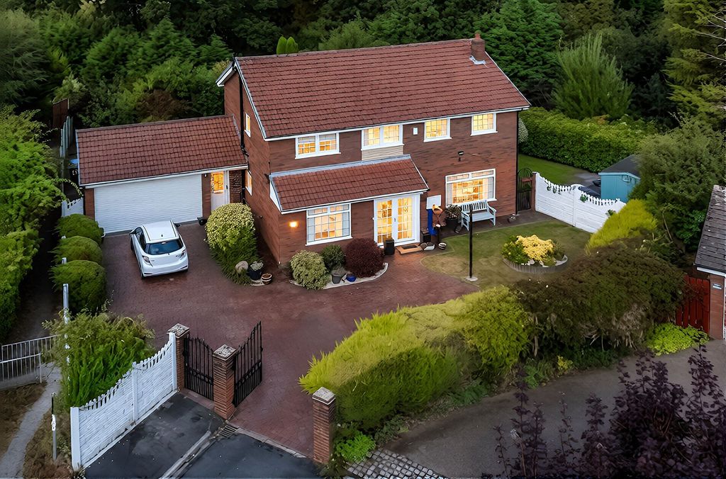 Property photo 2 of 45