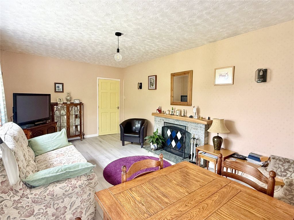 Property photo 3 of 25 Picture No. 30