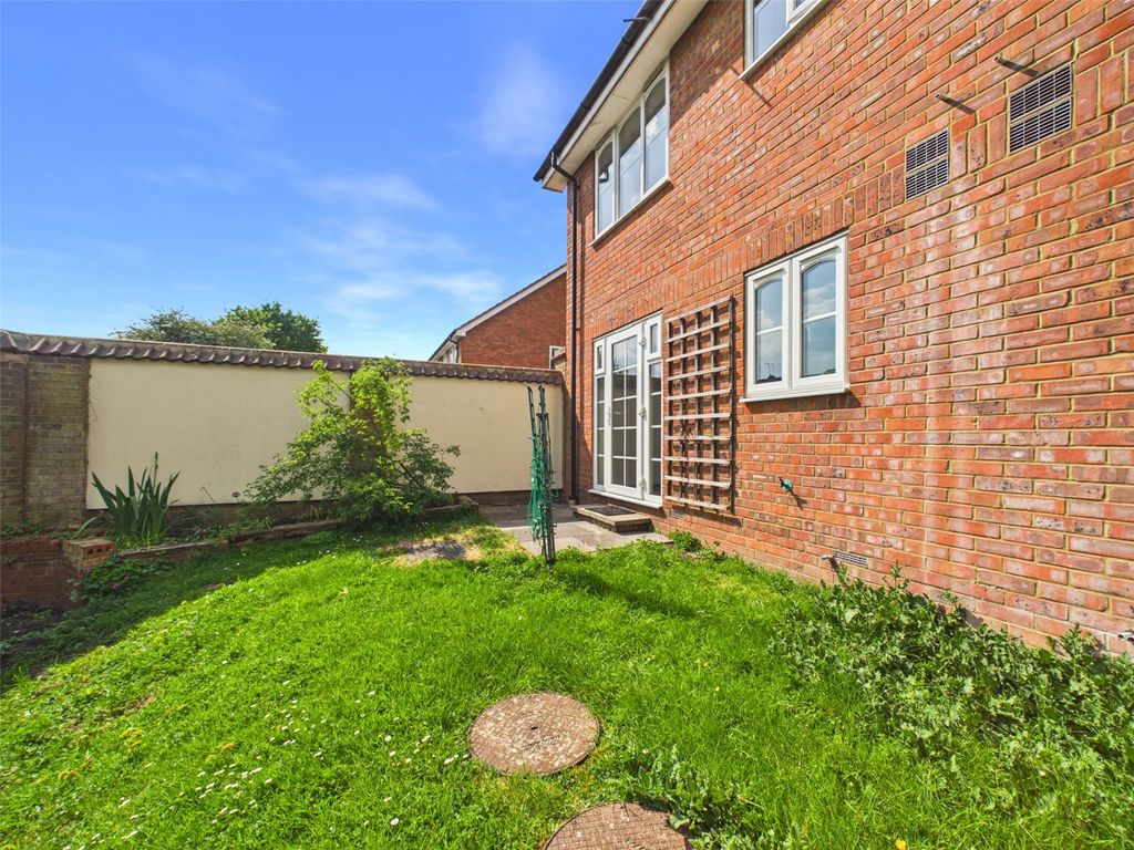 Property photo 2 of 12 Picture No. 14