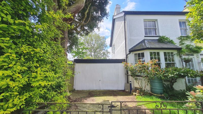 Property photo 1 of 24 Photo 21