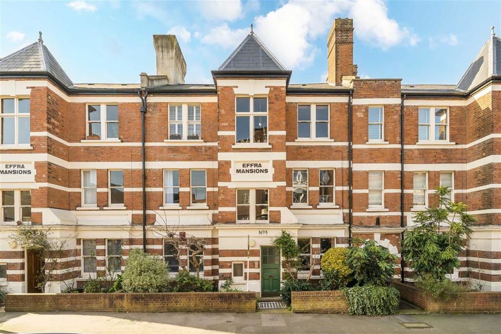 Property photo 1 of 5