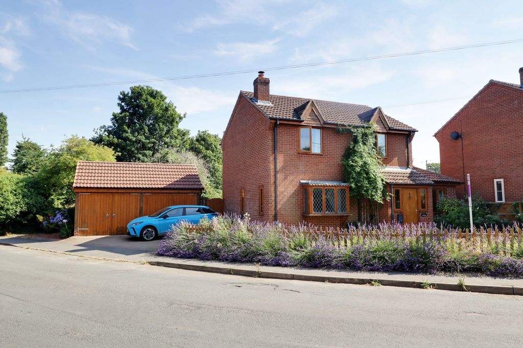 Property photo 1 of 19