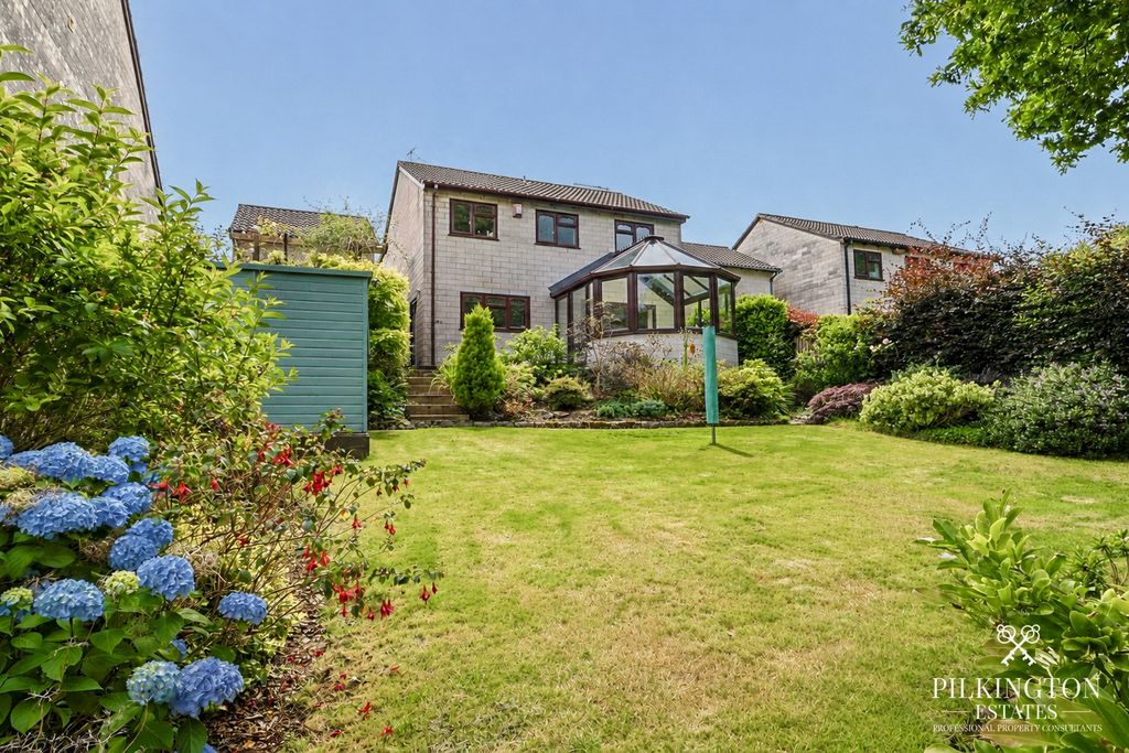 Property photo 1 of 17 5275620