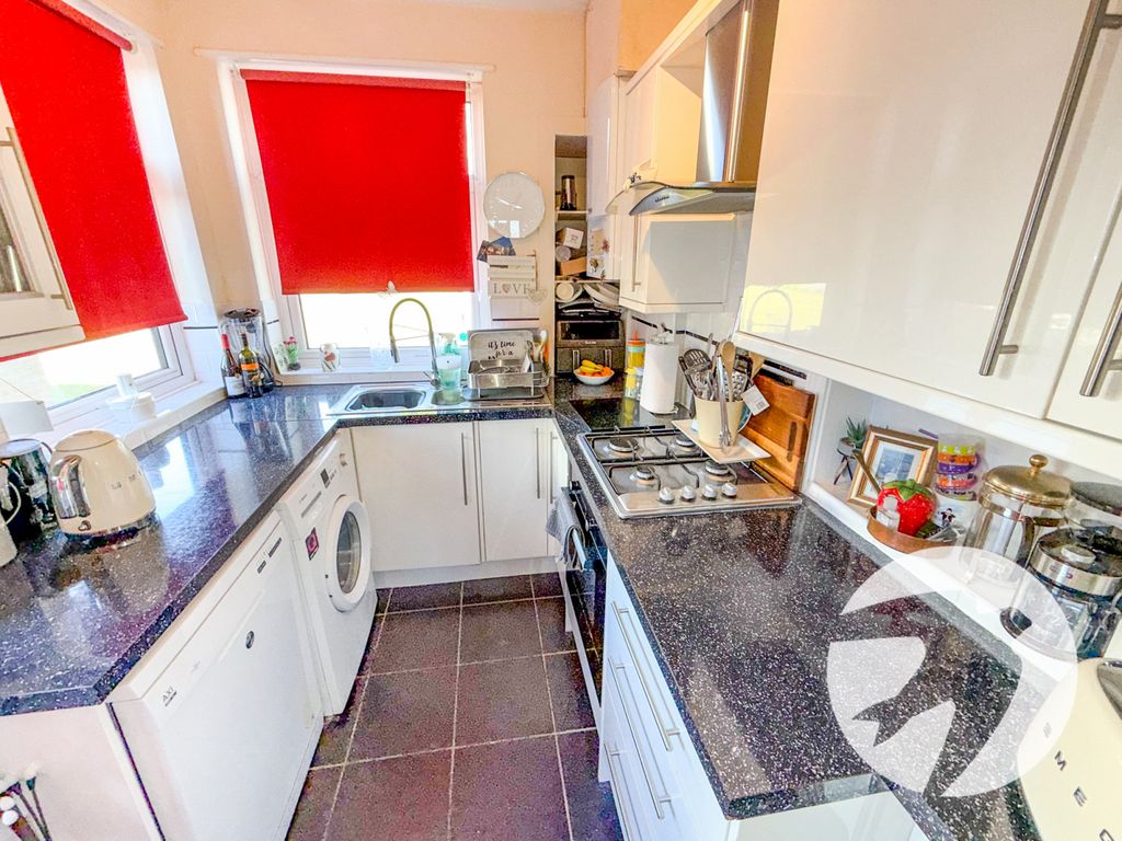 Property photo 3 of 18 Picture No. 15