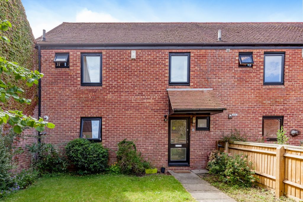 Property photo 2 of 7 98901