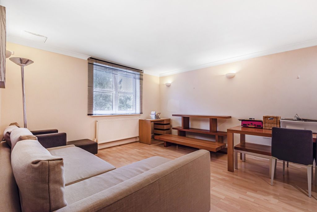 Property photo 3 of 7 669871 (3)