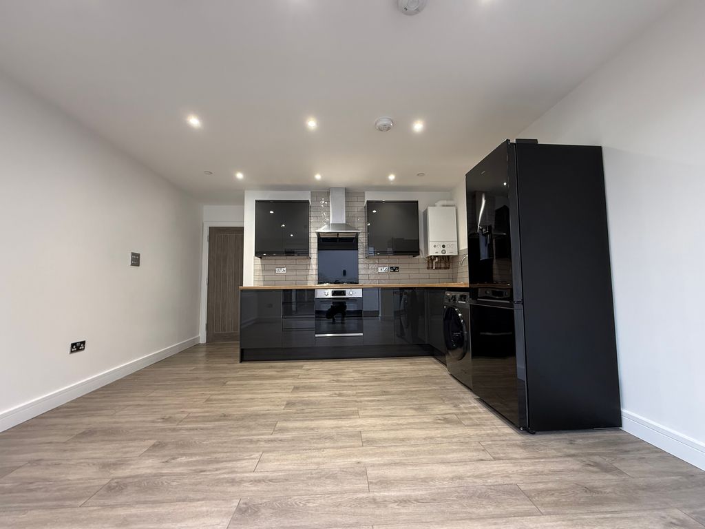 Property photo 2 of 16 Front