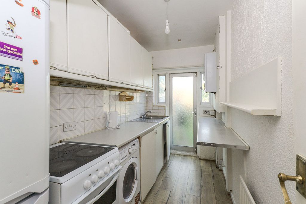 Property photo 3 of 13