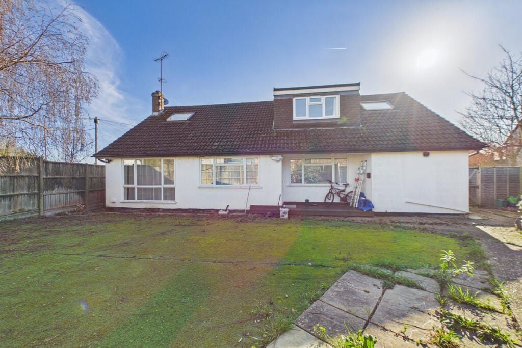 Property photo 1 of 17