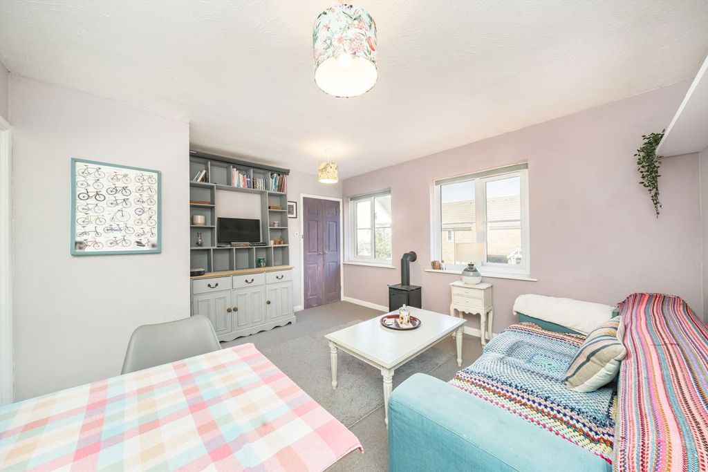 Property photo 2 of 5