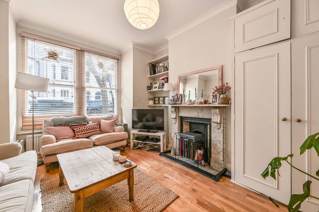 Property photo 2 of 5