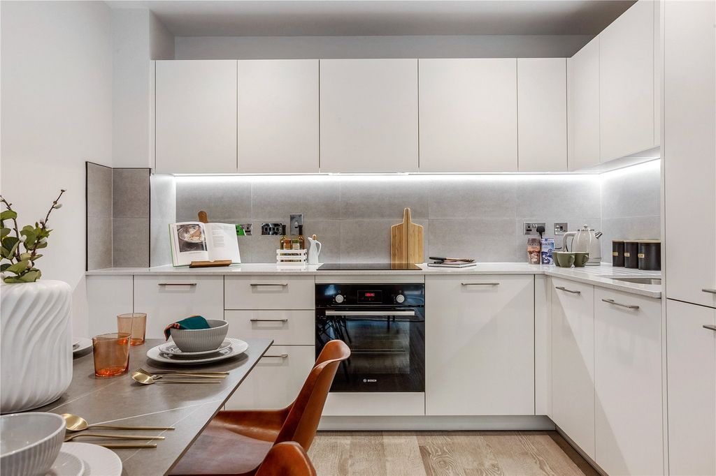 Property photo 3 of 16 Picture No. 33