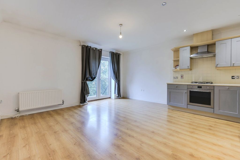 Property photo 2 of 18 Picture No. 02