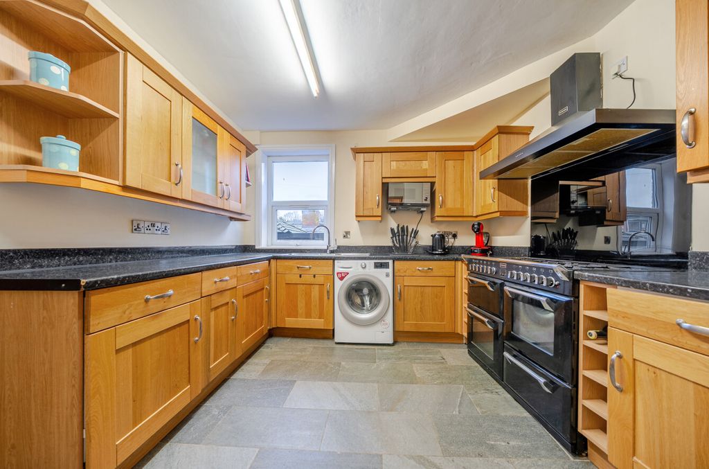 Additional image 5 of 4 bed terraced house for saleNew Road, Newtown, Powys SY16