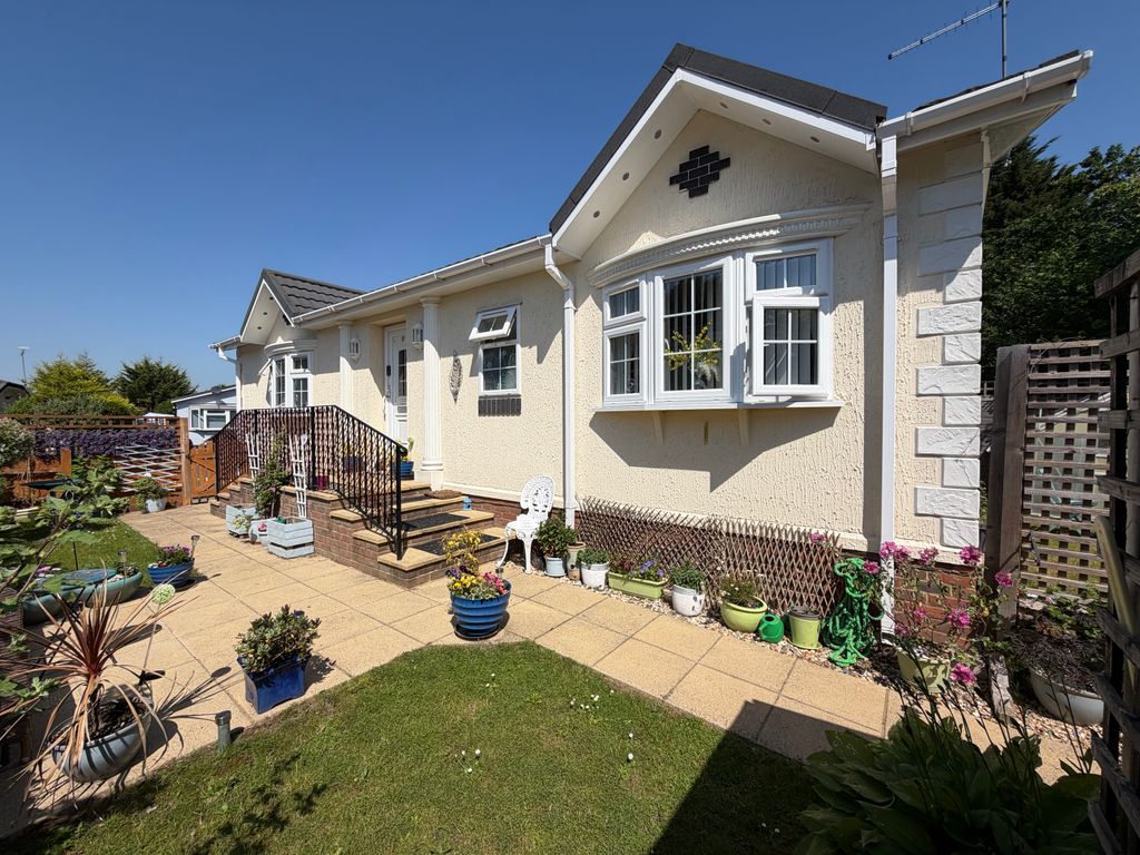 Property photo 1 of 13 Img_3395