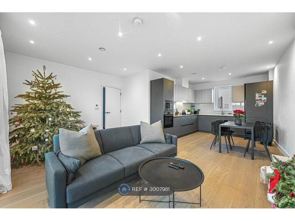 Property photo 1 of 11 Living Room 1