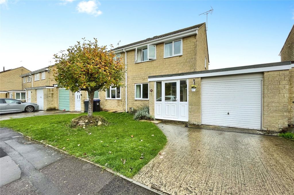 Property photo 1 of 10 Picture No. 02