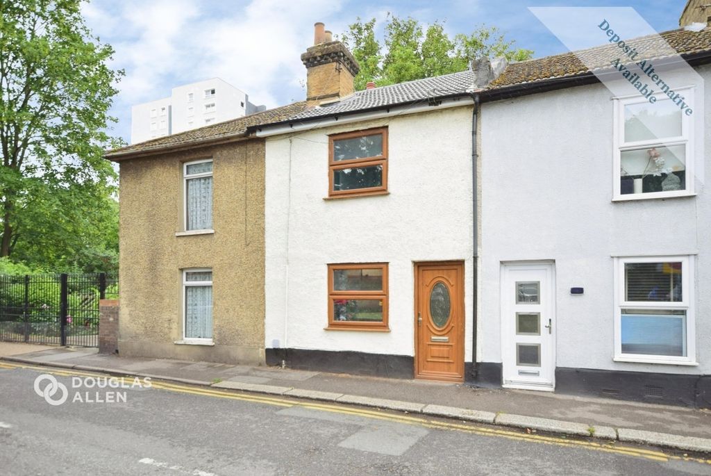 Property photo 1 of 6