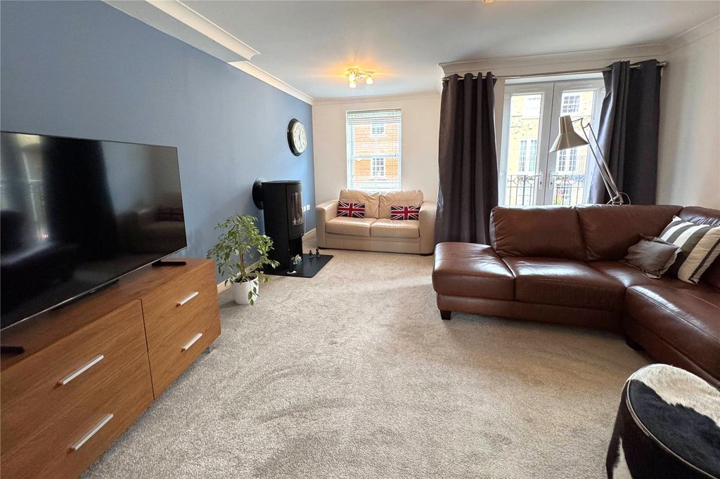 Property photo 2 of 22 Picture No. 47